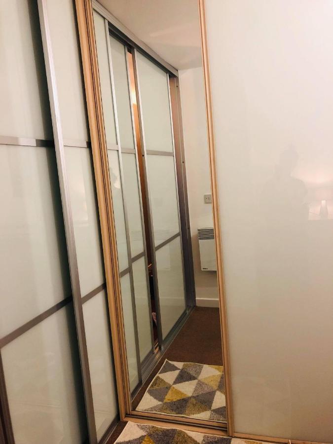 1 Bedroom Flat In Sheffield City Centre-Sleeps 4 Kültér fotó