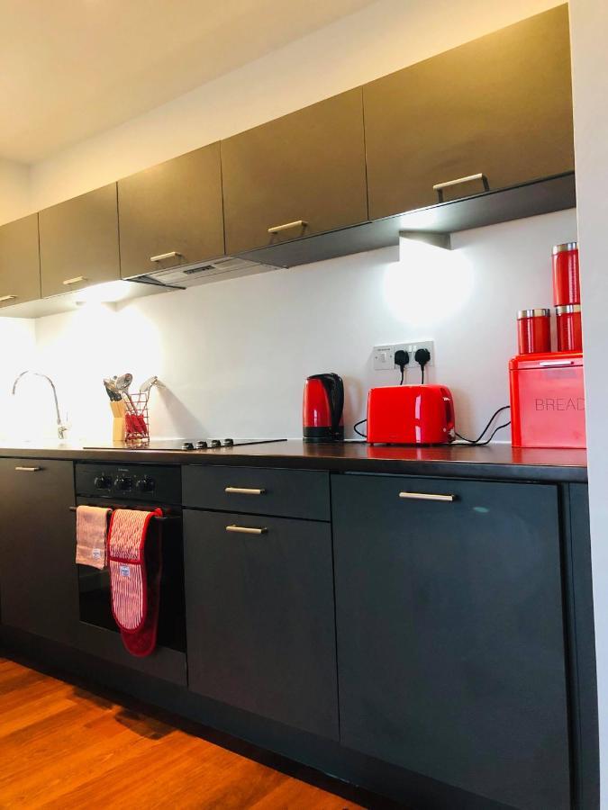 1 Bedroom Flat In Sheffield City Centre-Sleeps 4 Kültér fotó